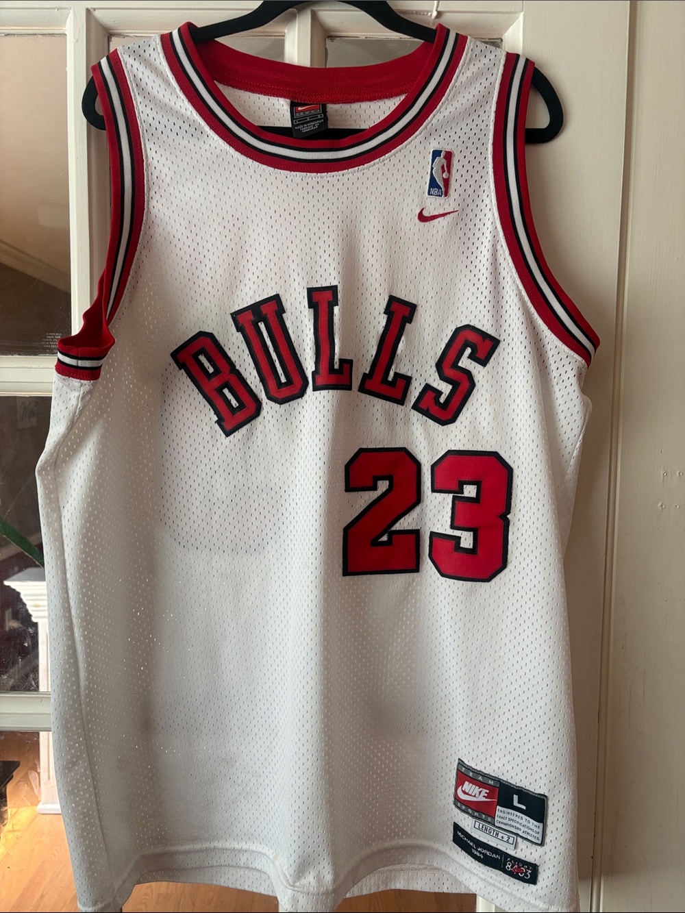 Nike White Red Chicago Bulls Jordan #23 Basketball Jersey
